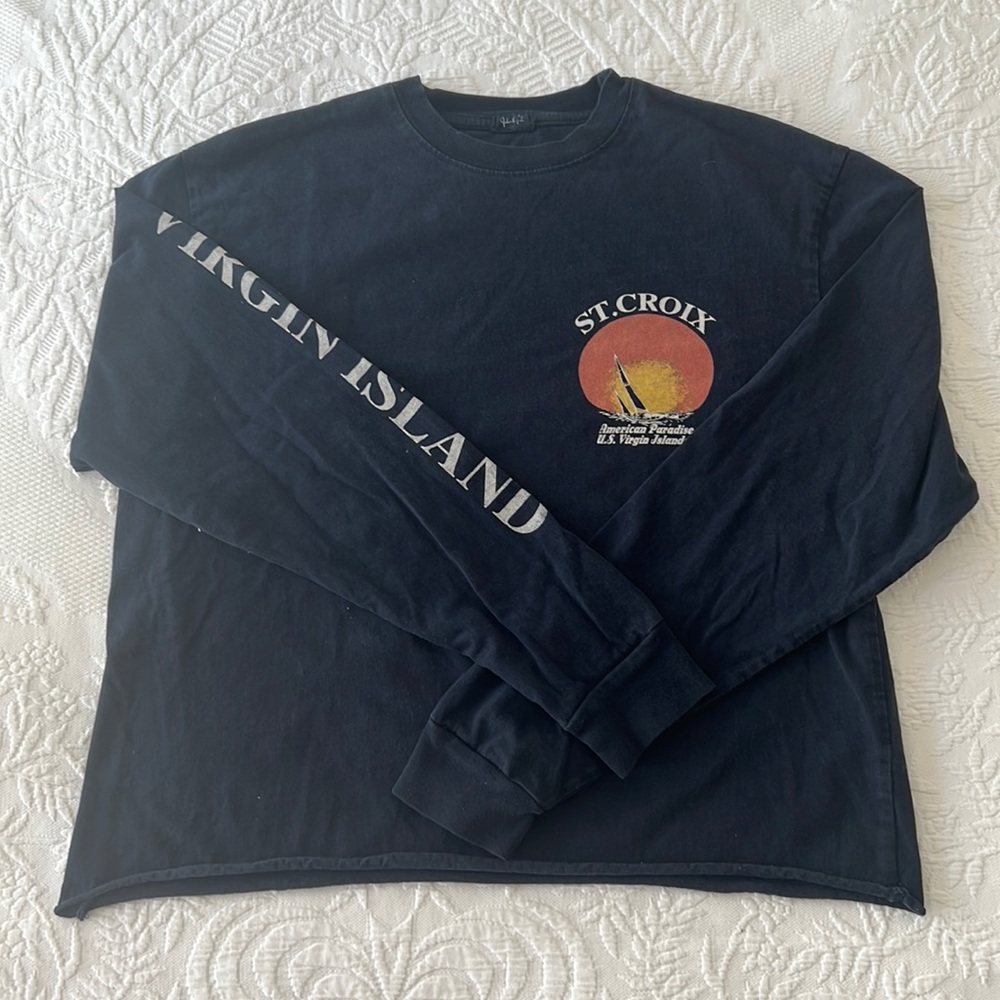 Brandy Melville Long sleeve heavy weight shirt